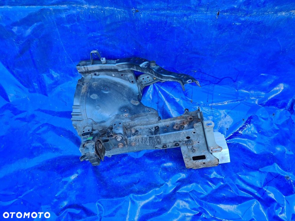 toyota avensis T27 podłużnica ćwiartka przód lewa