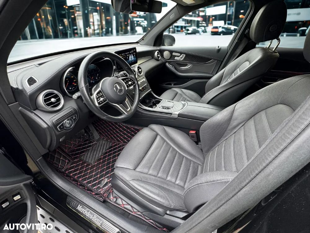 Mercedes-Benz GLC 300 e 4MATIC - 14