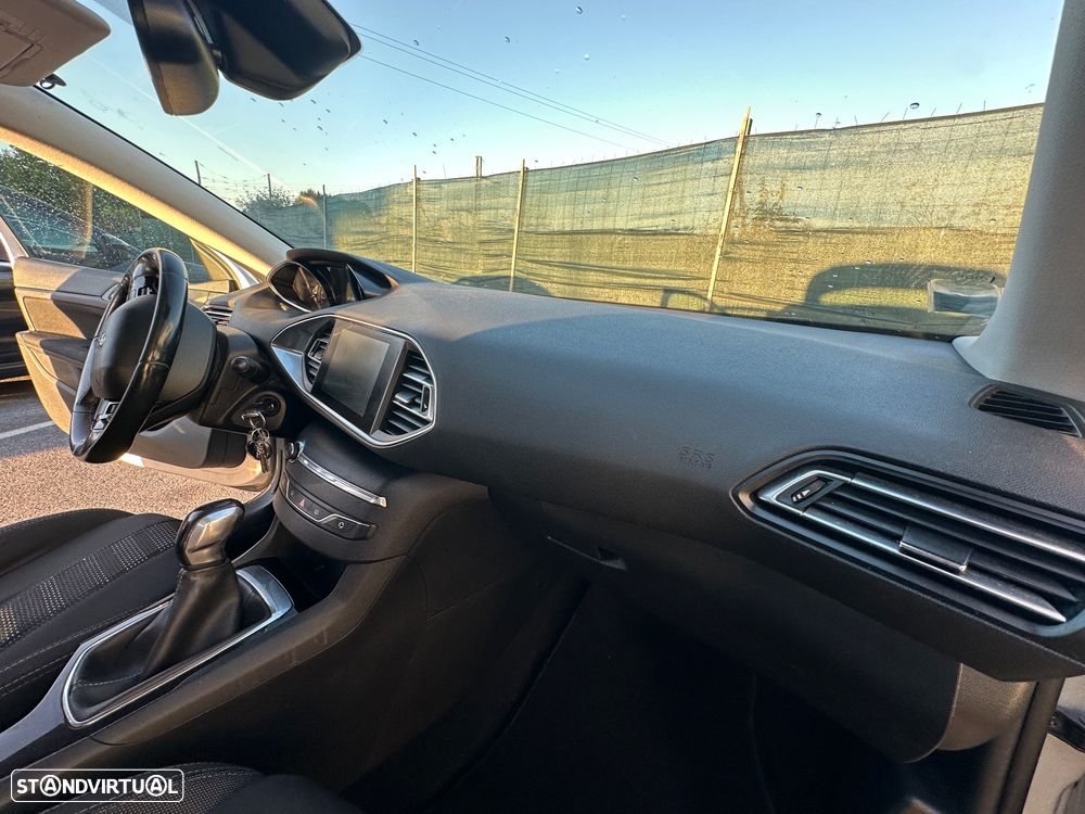 Peugeot 308 HDi FAP 92 Access - 10