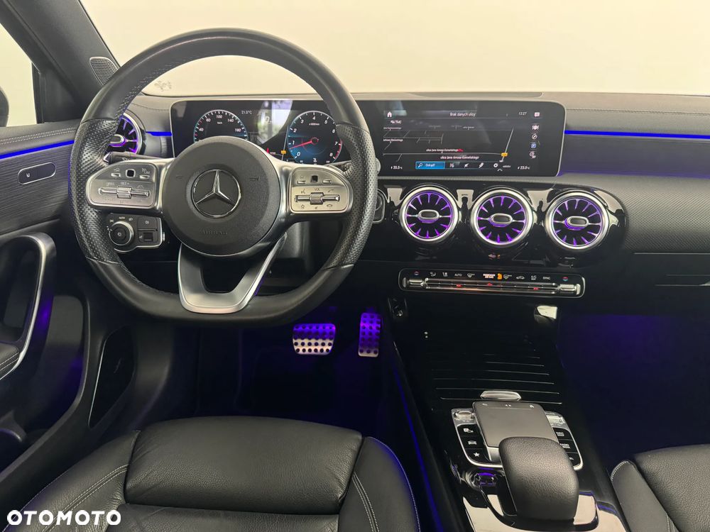 Mercedes-Benz Klasa A 250 4Matic 7G-DCT AMG Line - 27
