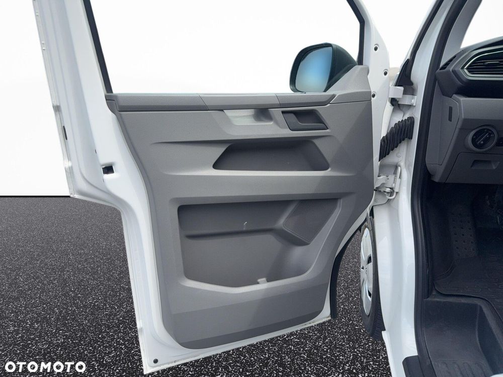 Volkswagen Transporter 2.0 TDI /150 KM FURGON MANULA - 23