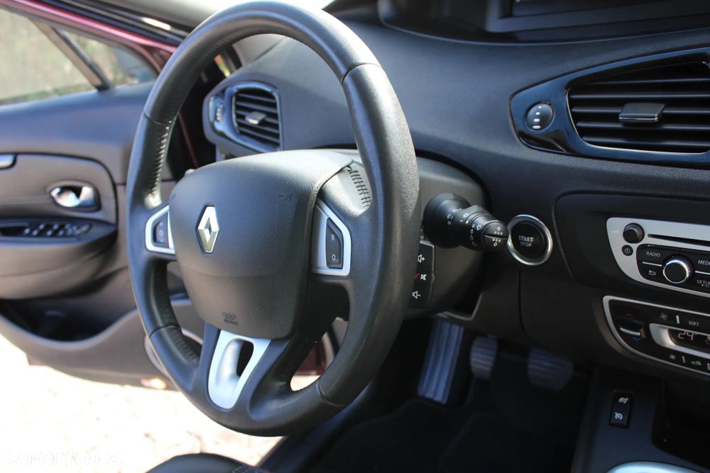 Renault Grand Scenic - 23