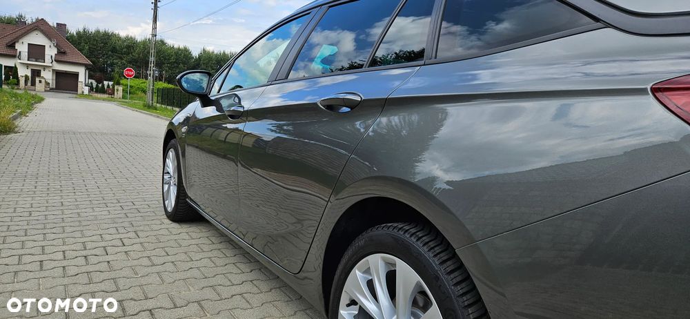 Opel Astra - 9