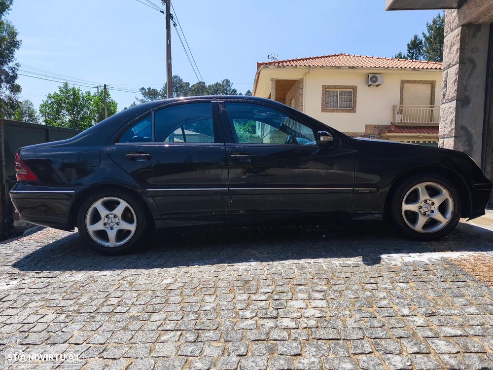 Mercedes-Benz C 220 CDi Avantgarde - 4