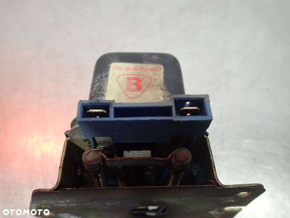 REGULATOR NAPIĘCIA FSC-STARACHOWICE ŻUK A-11 4296100 - 6