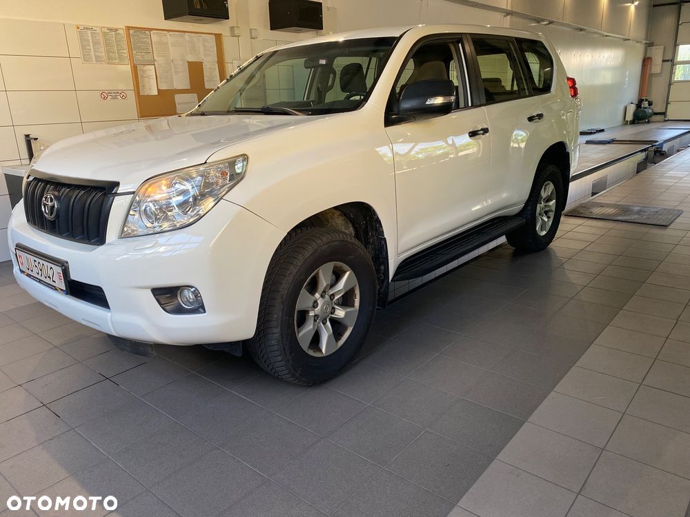 Toyota Land Cruiser - 1