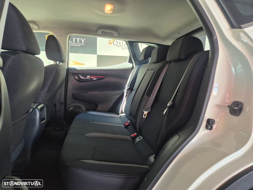 Nissan Qashqai 1.5 dCi VISIA - 7