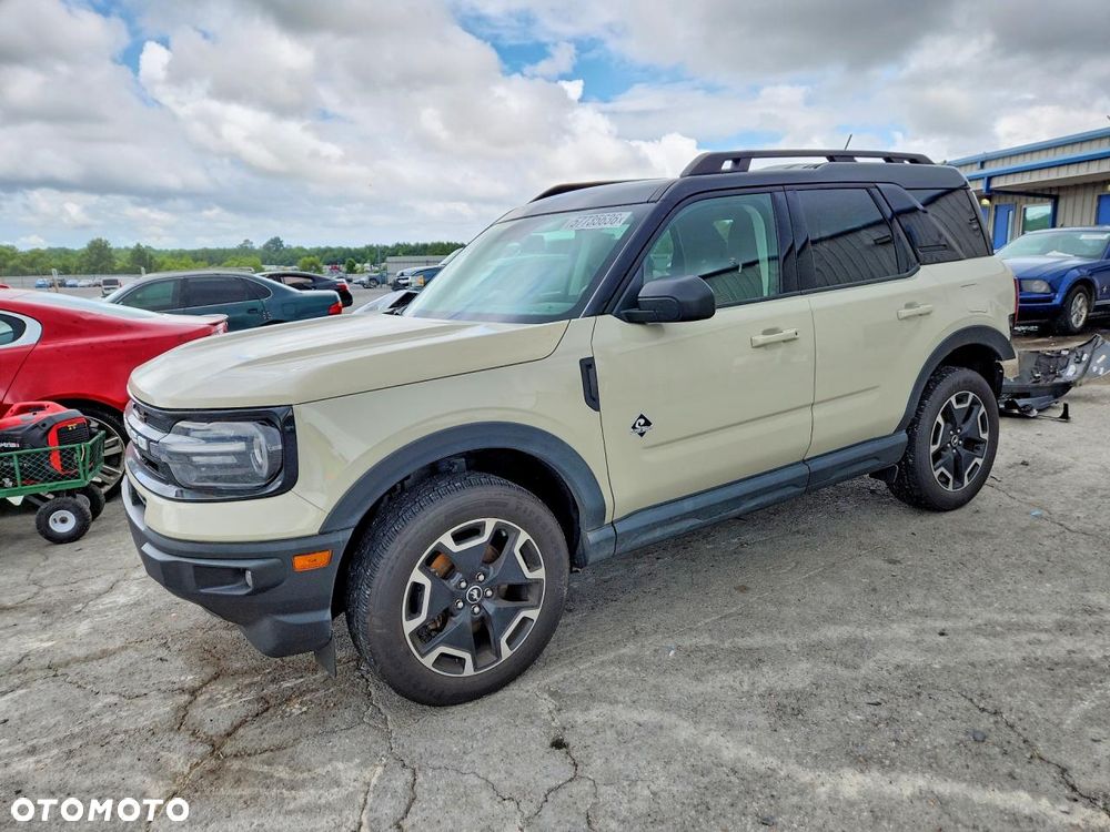 Ford Bronco - 2