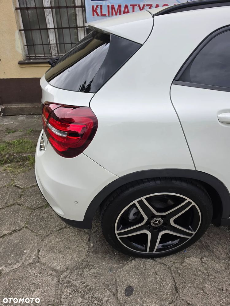 Mercedes-Benz GLA 200 7G-DCT Edition 1 - 6