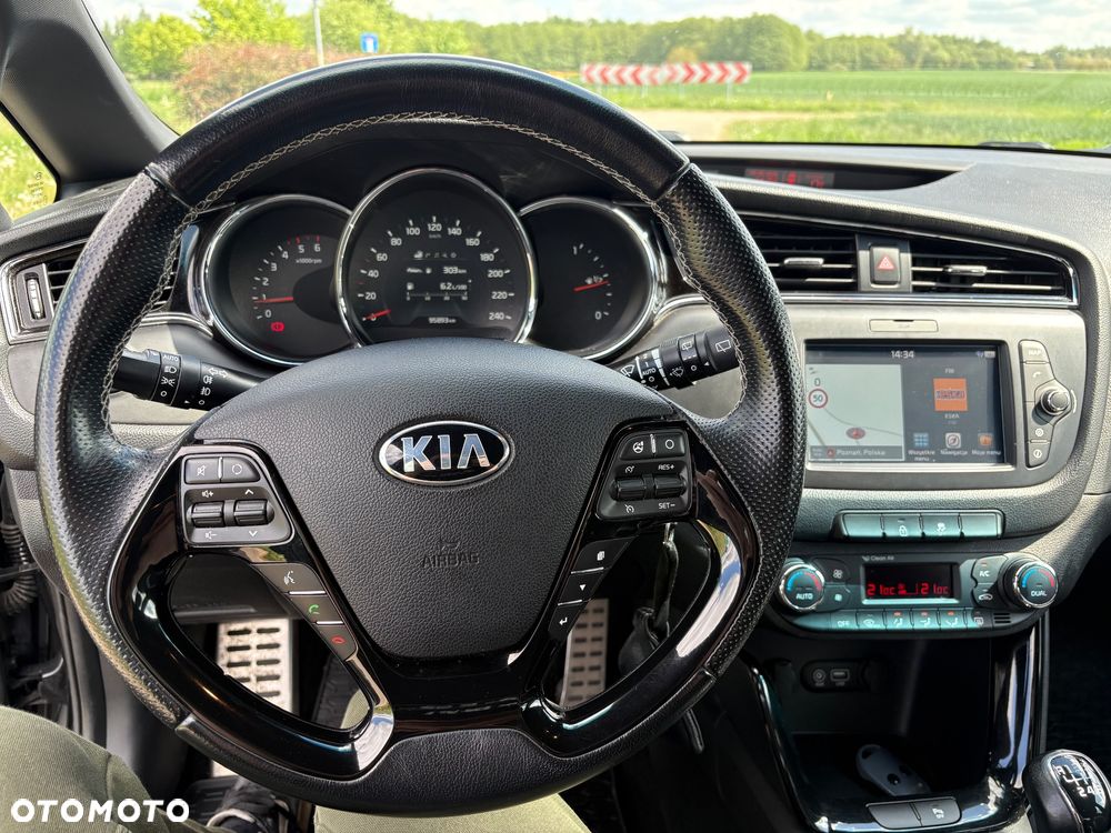 Kia Ceed 1.6 CRDi GT Line - 9