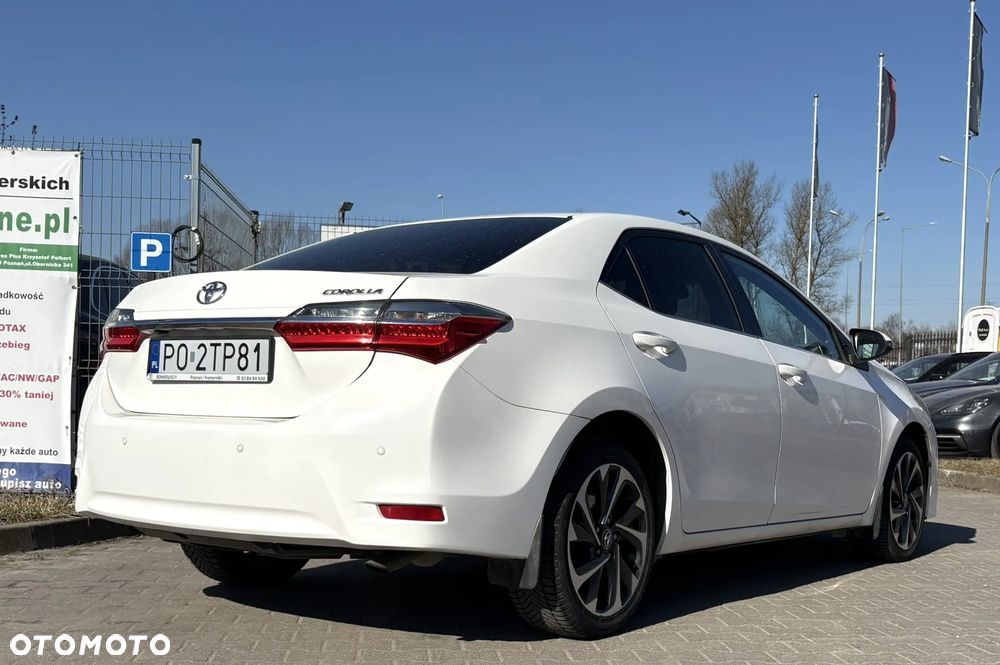 Toyota Corolla 1.6 Comfort - 8