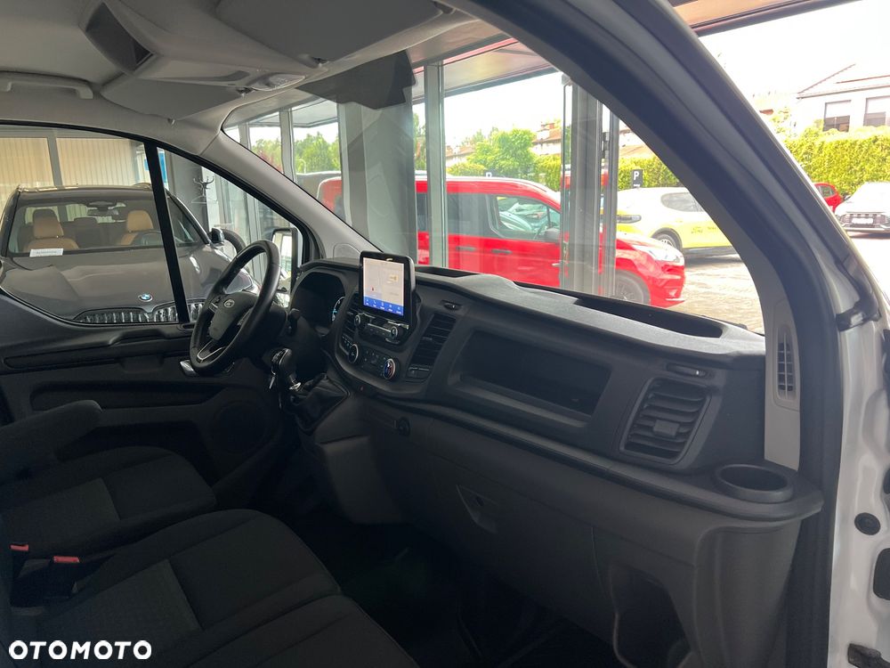 Ford Transit custom - 33