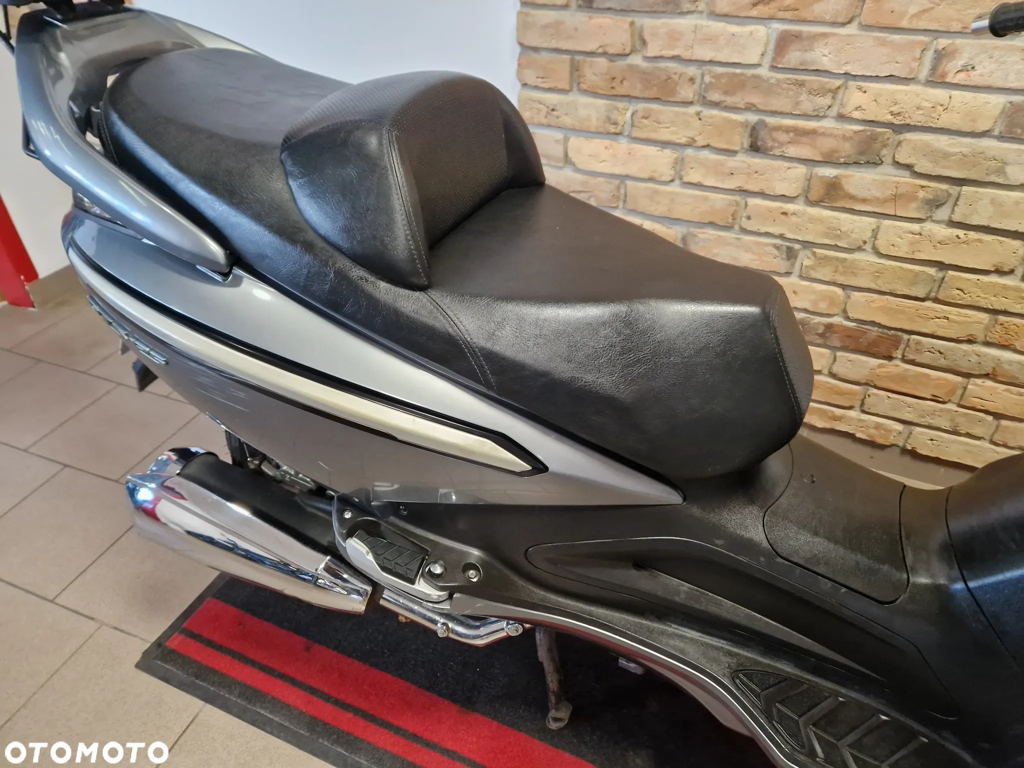SYM GTS - 31
