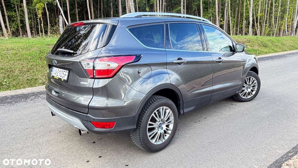 Ford Kuga - 27