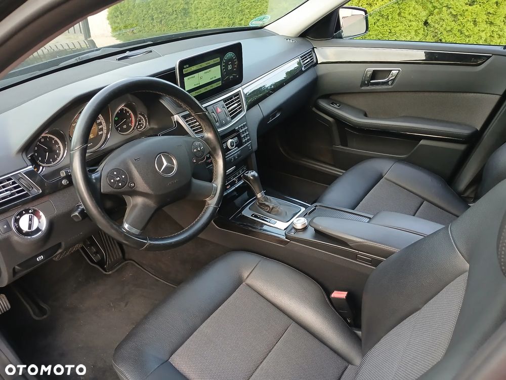 Mercedes-Benz Klasa E - 20