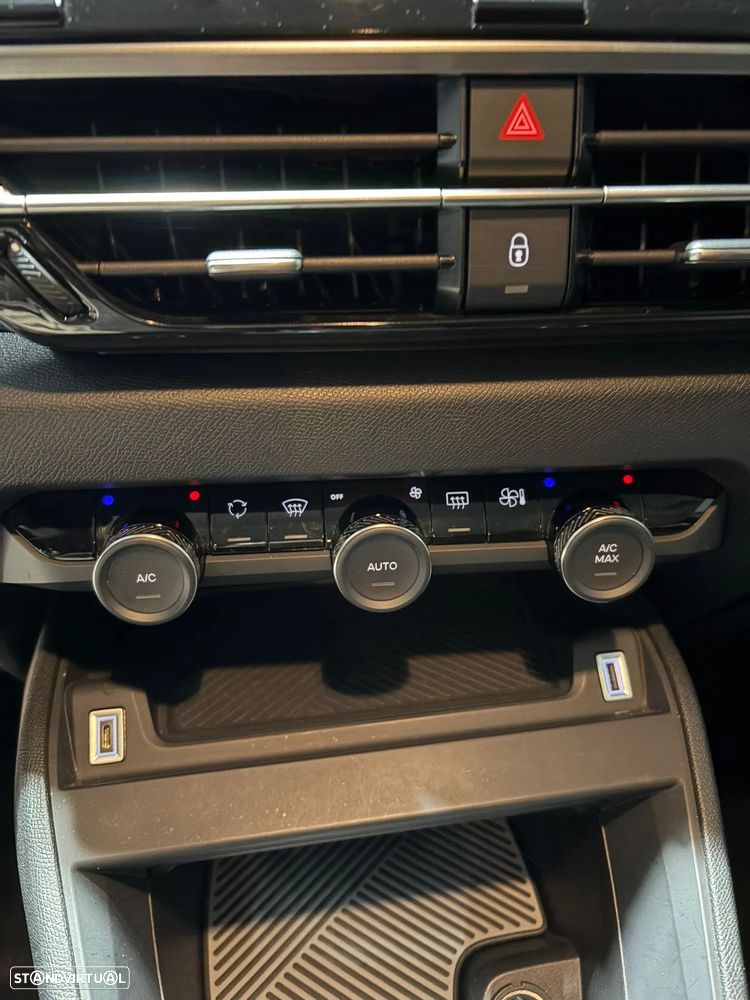 Citroën C4 1.2 PureTech Max - 9