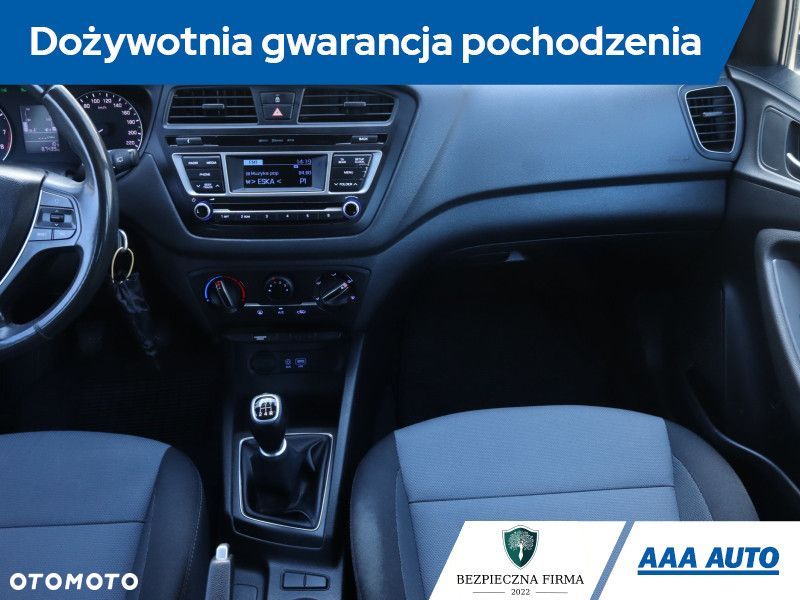 Hyundai i20 - 10