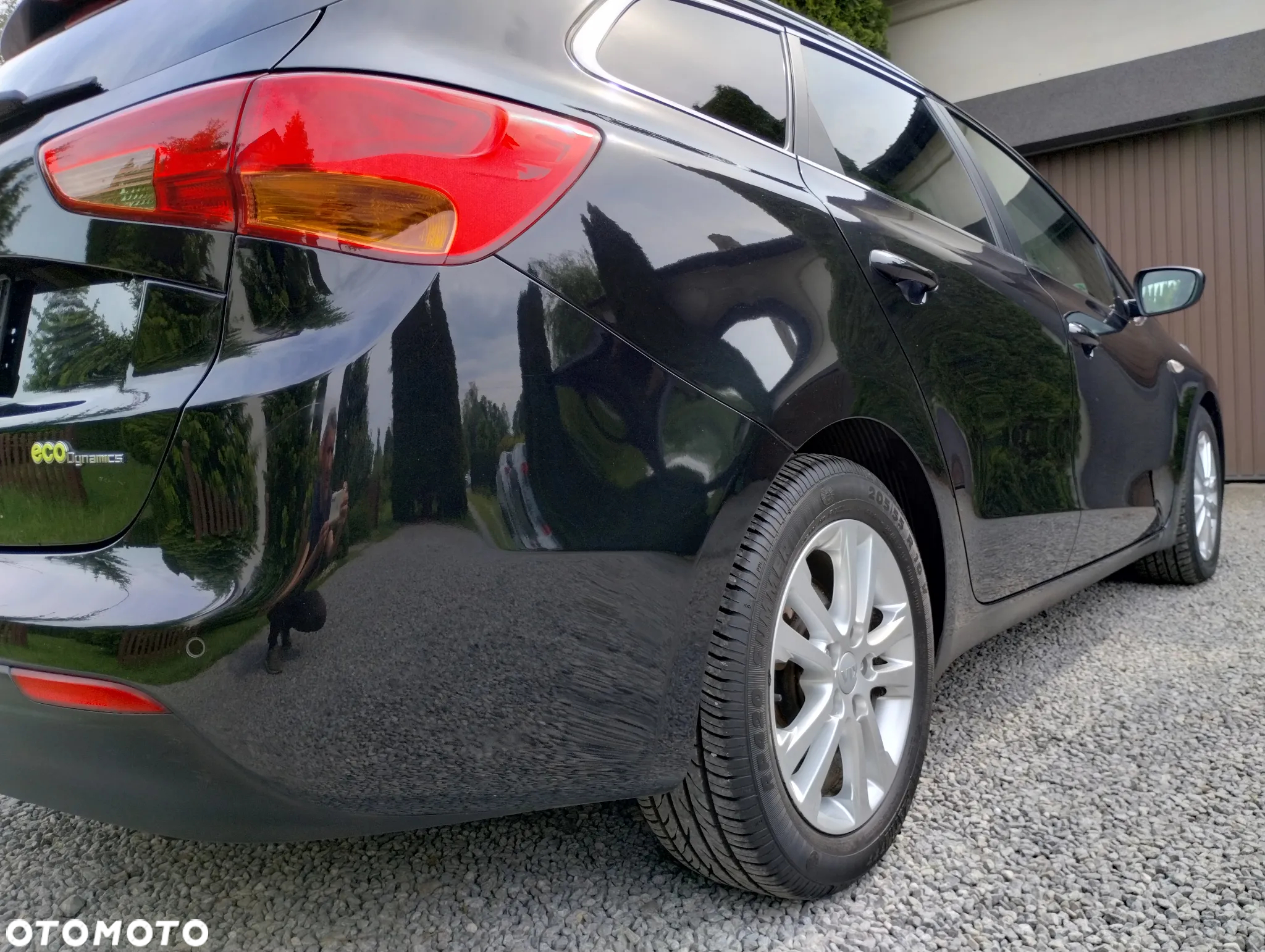 Kia Ceed 1.6 CRDi 128 ISG SW Spirit - 15