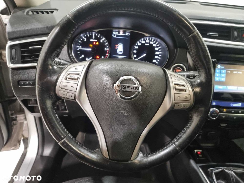 Nissan X-Trail - 25