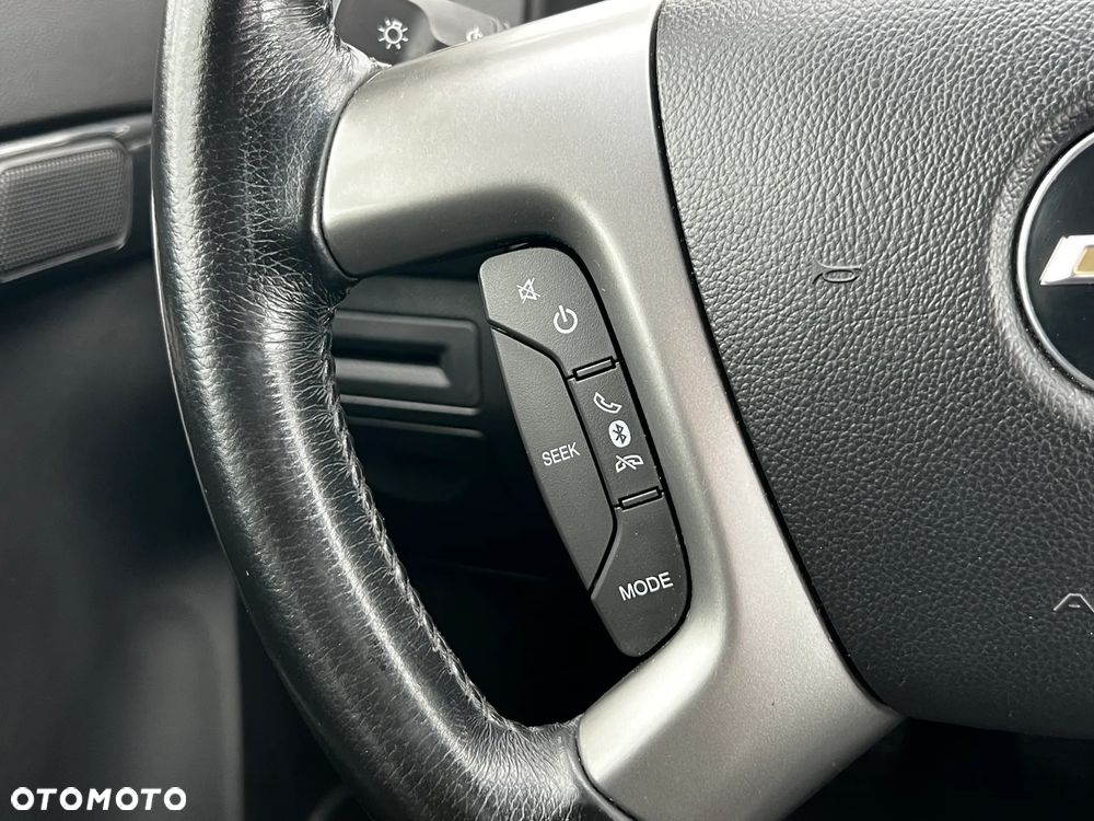 Chevrolet Captiva - 24