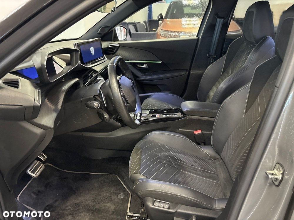 Peugeot 2008 1.2 PureTech GT S&S EAT8 - 9
