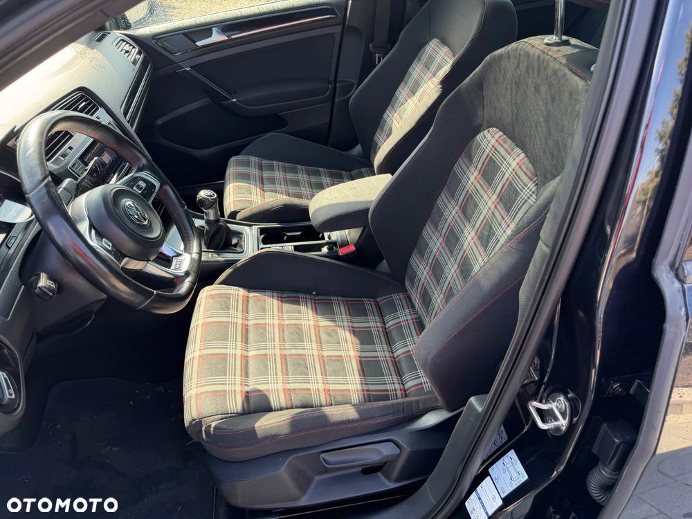 Volkswagen Golf GTI BlueMotion Technology - 9