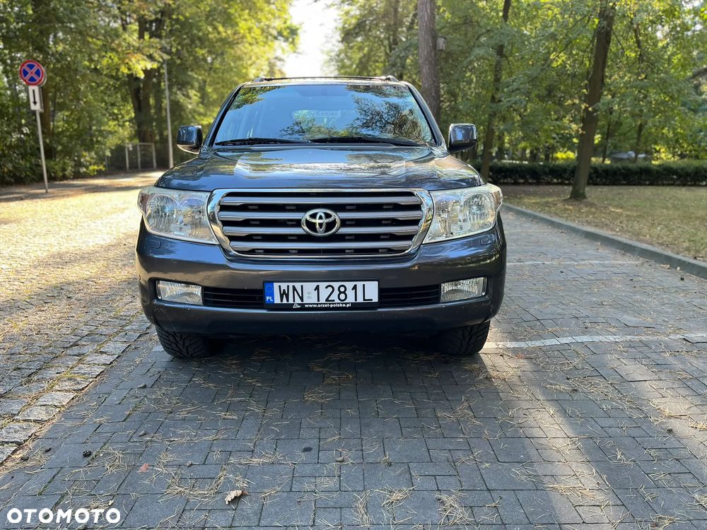 Toyota Land Cruiser - 3