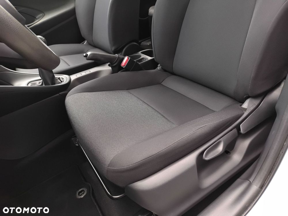 Toyota Yaris 1.0 Active - 12