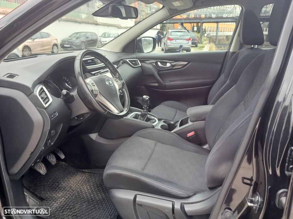 Nissan Qashqai 1.6 dCi N-Connecta 18 - 15