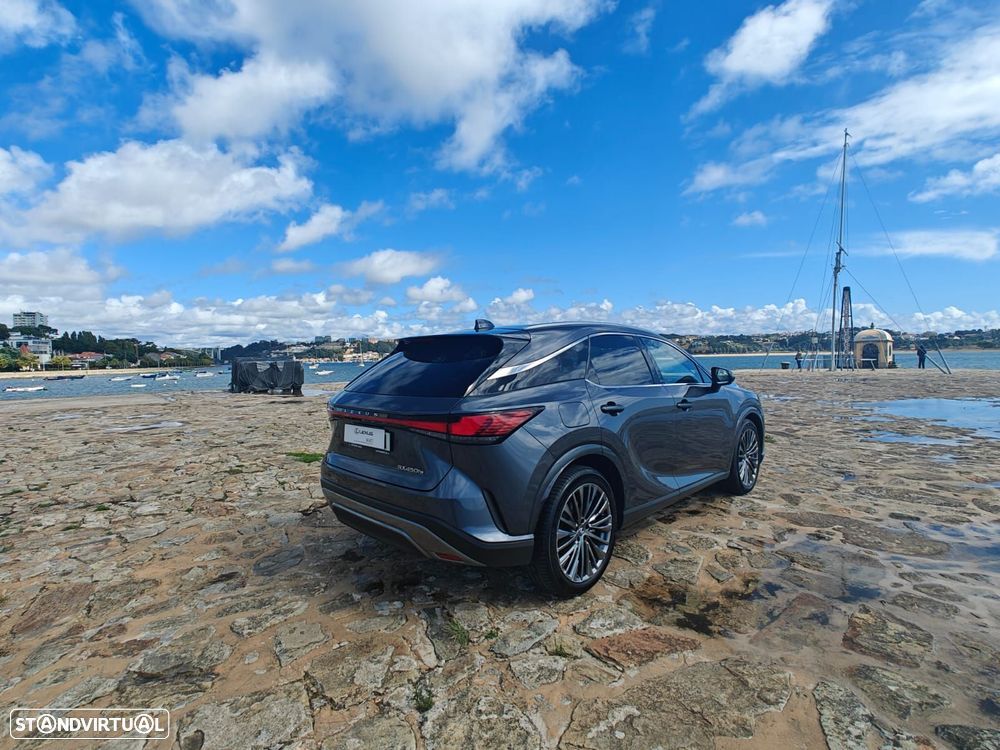 Lexus RX 450h - 12