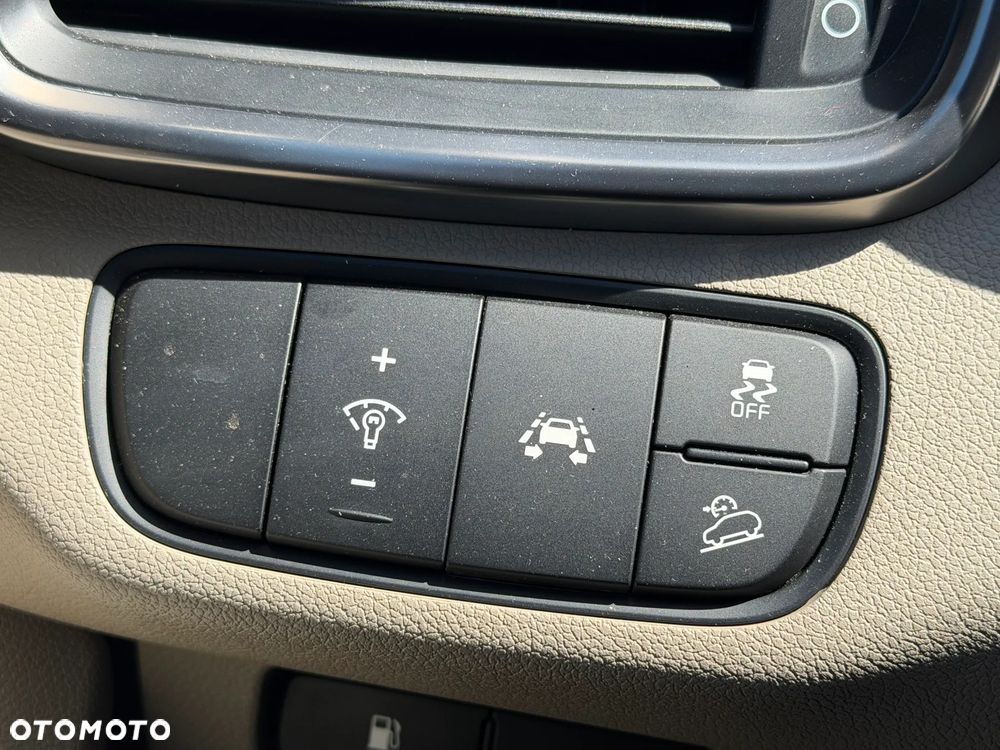 Kia Sorento 2.0 CRDI L - 14