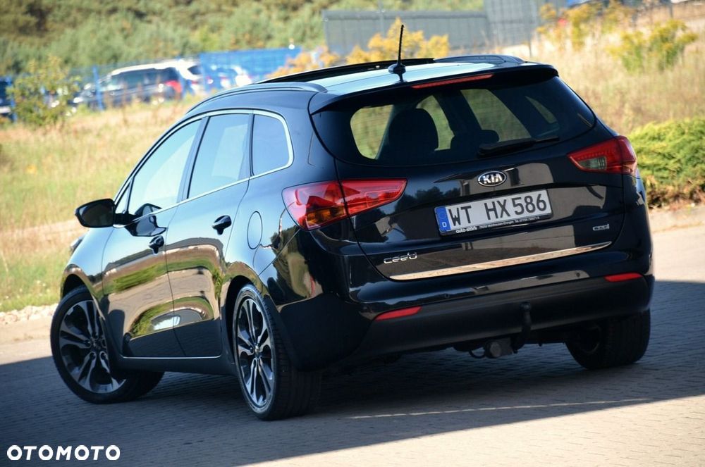 Kia Ceed - 8