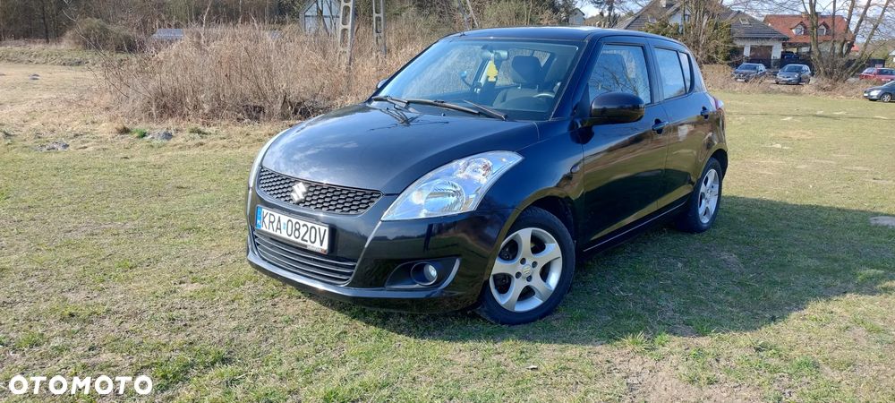 Suzuki Swift - 1