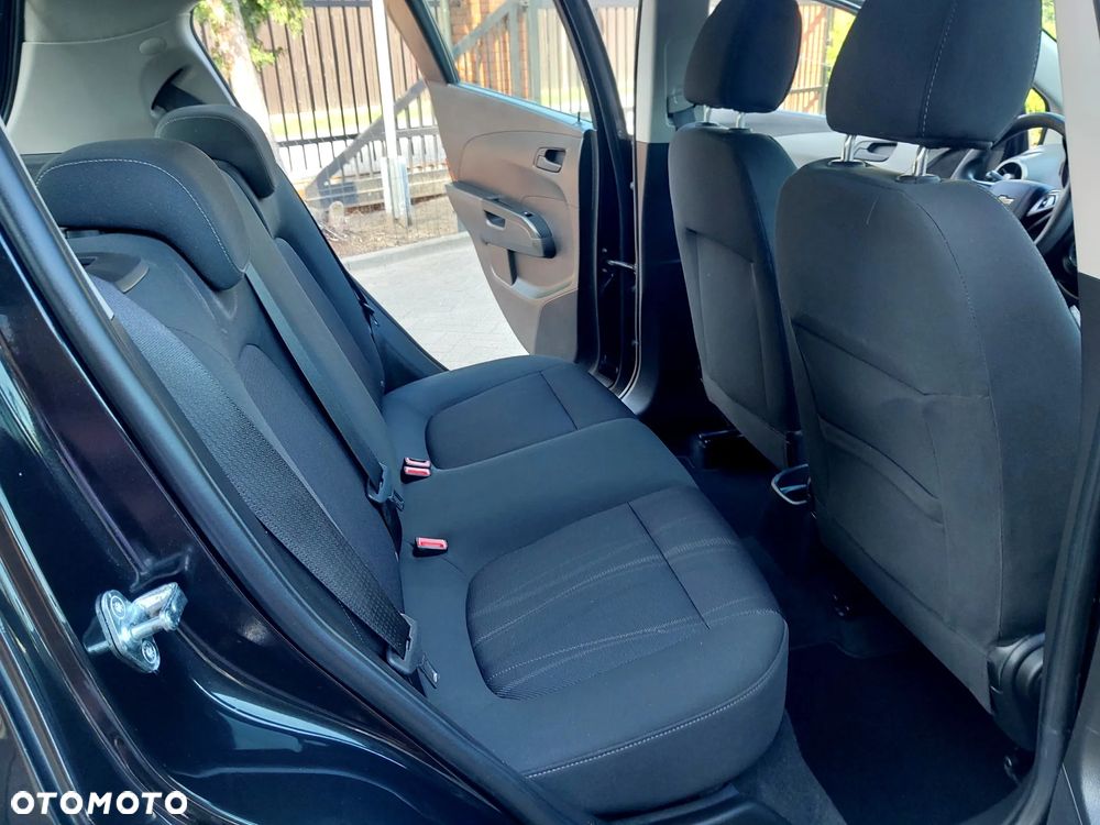 Chevrolet Aveo 1.4 LTZ - 23