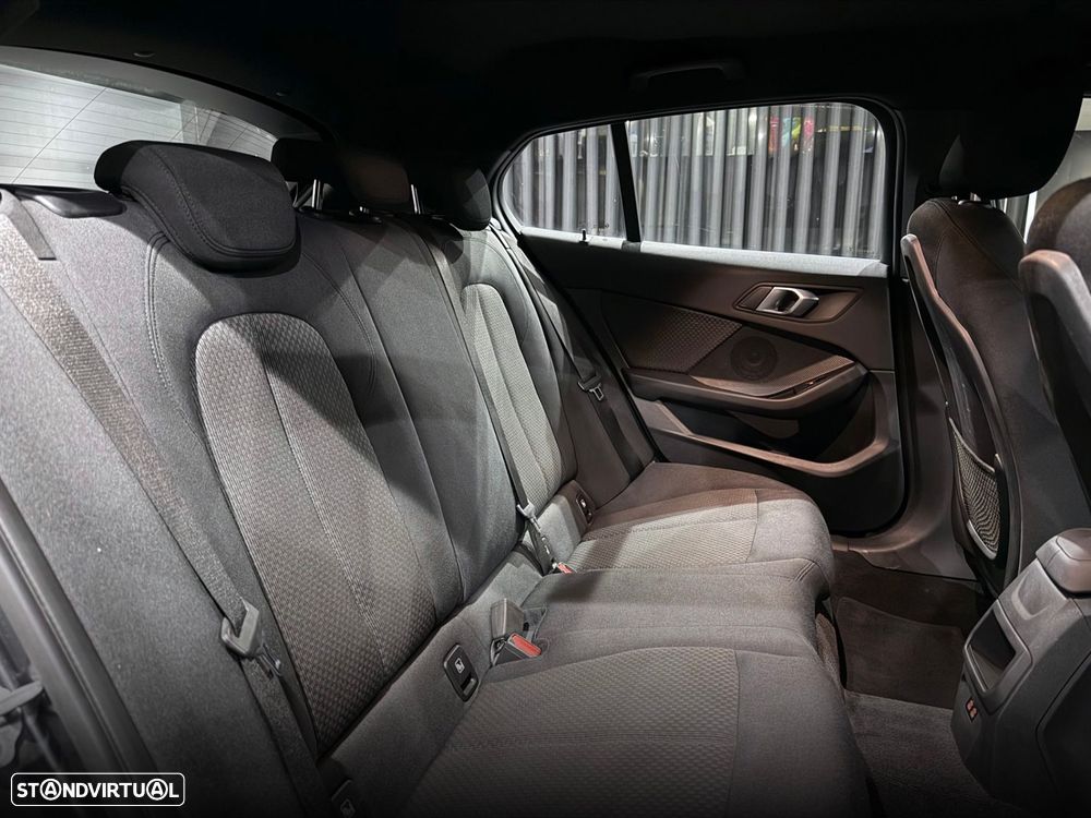 BMW 116 d Line Sport - 39