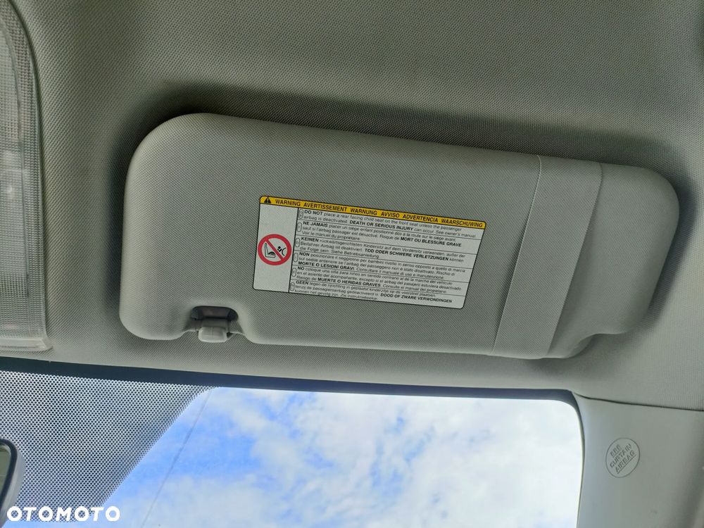 TOYOTA AURIS I 06-09 2007 r. daszek prawy osłona przeciwsłoneczna prawa  * - 2