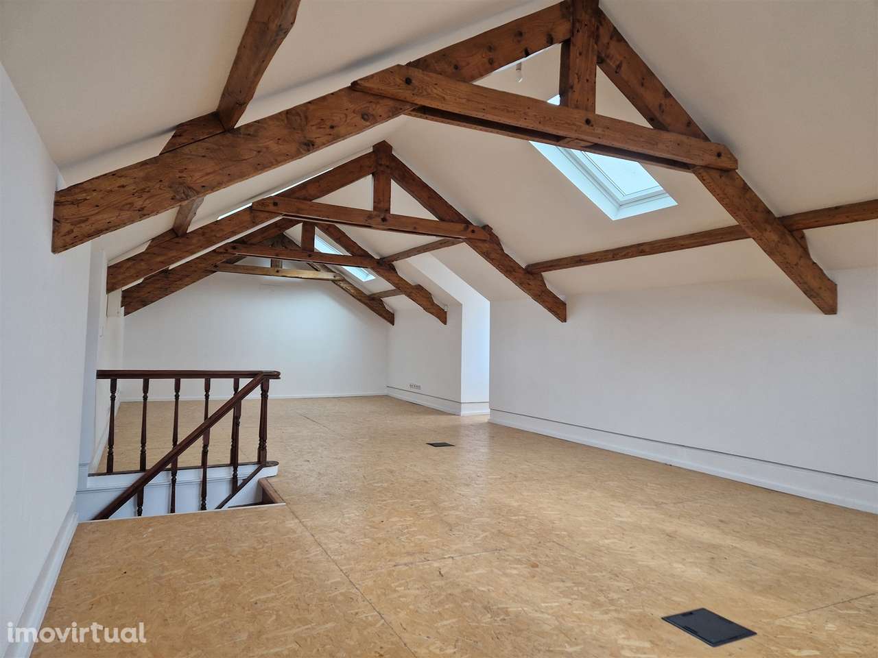 Escritório Centro de Aveiro - Grande imagem: 2/16