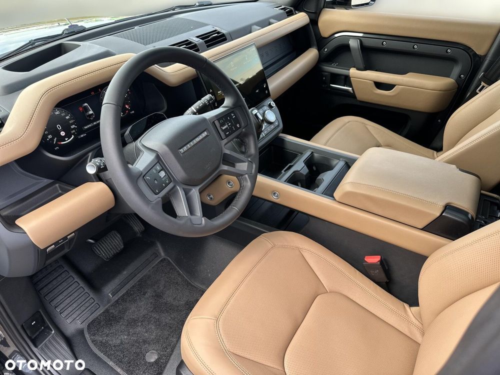 Land Rover Defender 3.0 D350 mHEV X-Dynamic HSE - 17