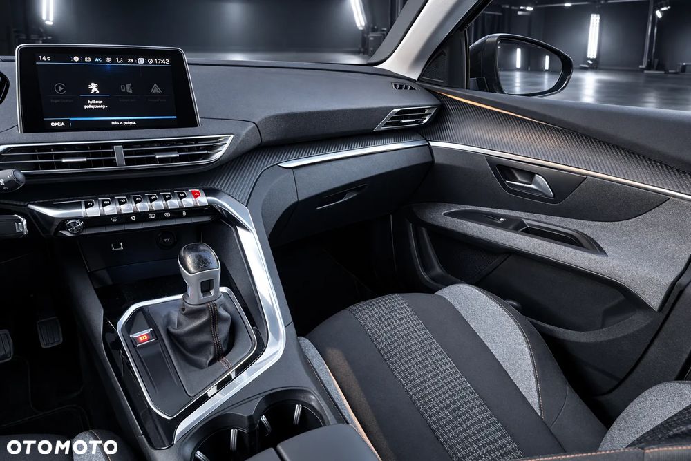 Peugeot 5008 PureTech 130 Active - 24