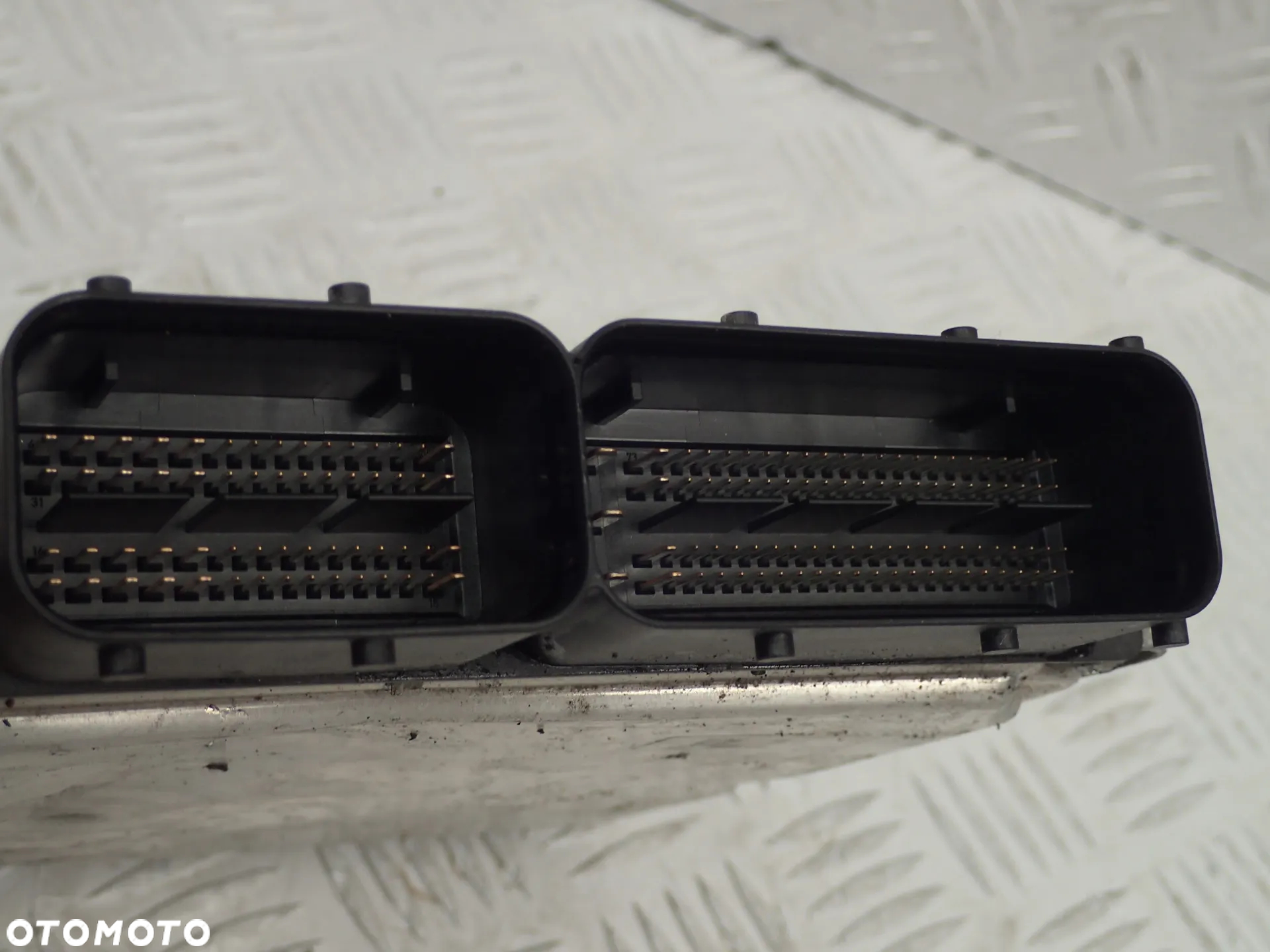 STEROWNIK SILNIKA VOLKSWAGEN 2,0 TDI  04L907309G - 2