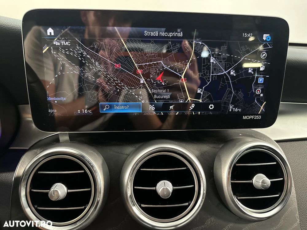 Mercedes-Benz GLC 300 de 4MATIC - 19