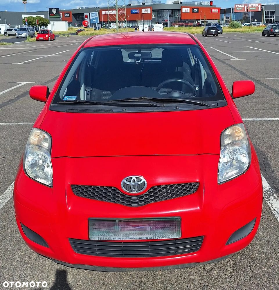 Toyota Yaris 1.33 Luna - 1