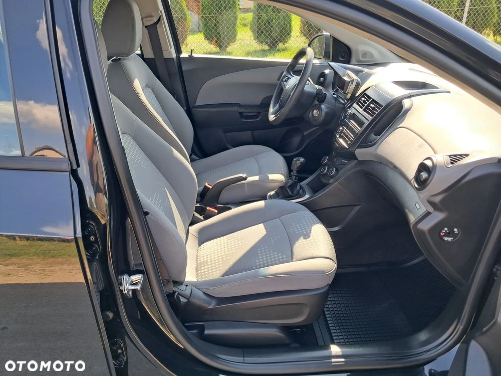 Chevrolet Aveo 1.2 LS+ - 18