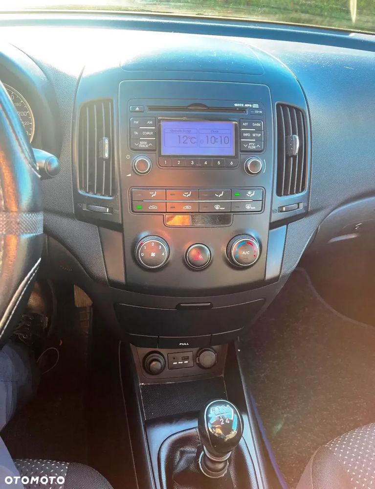 Hyundai i30 1.4 Classic + - 13