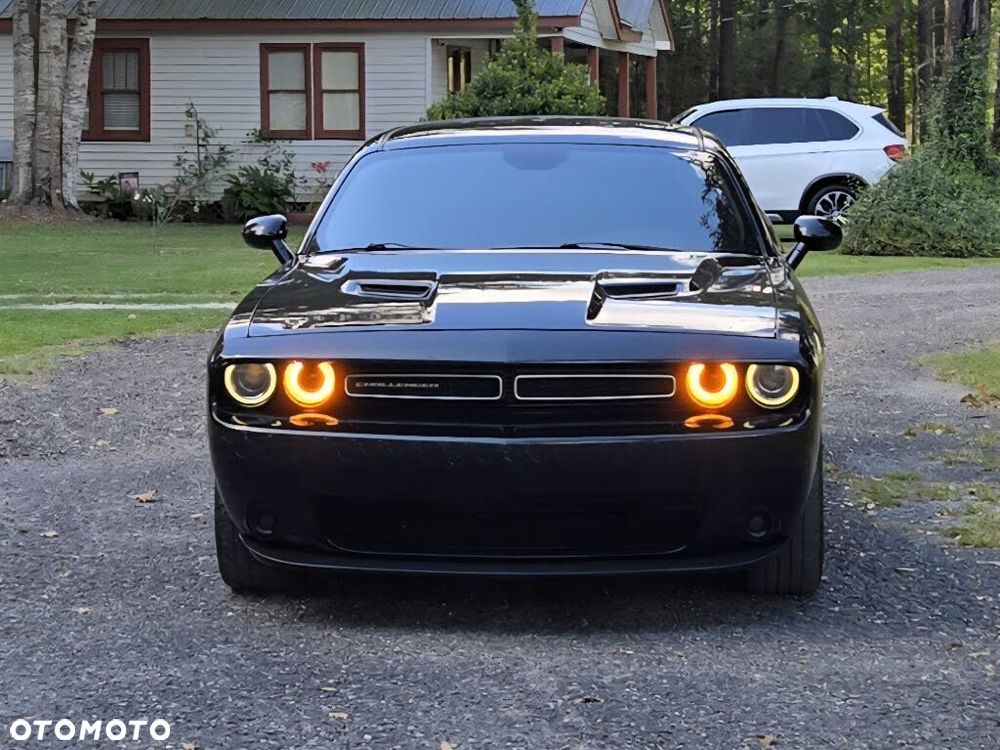 Dodge Challenger - 3