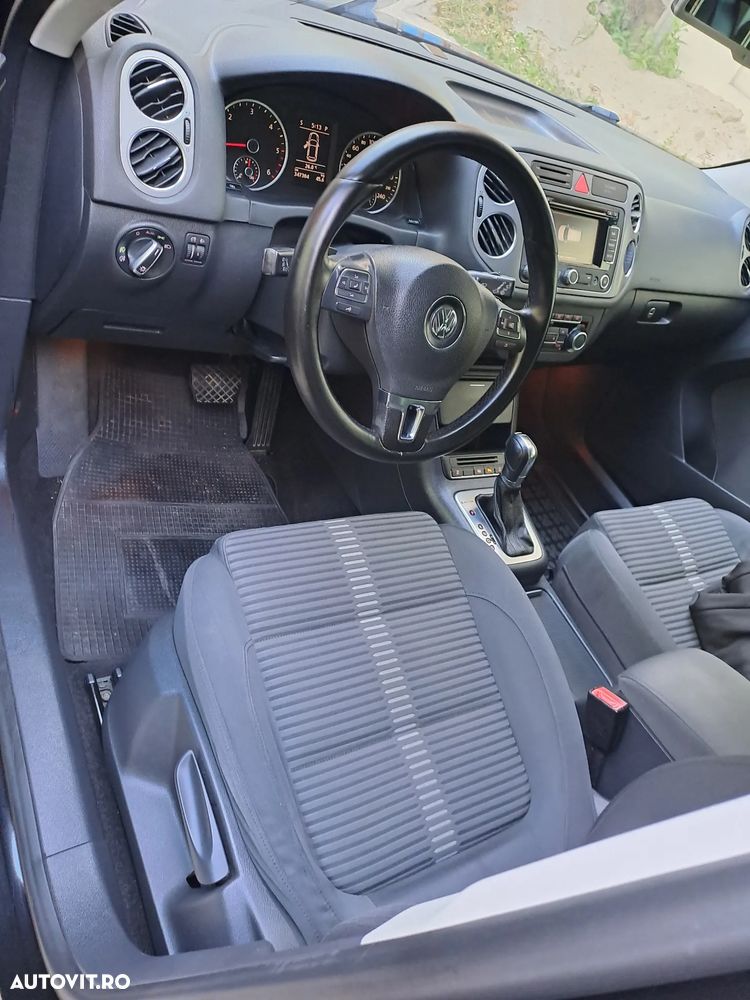 Volkswagen Tiguan - 9