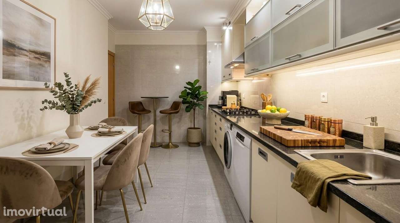 Apartamento T3 em Corroios, Seixal | 115 m2 | Santa Marta do Pinhal - Grande imagem: 2/11