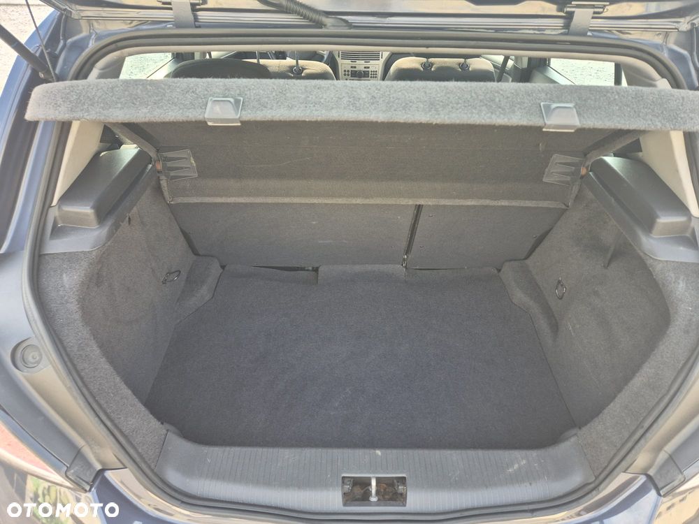 Opel Astra 1.6 - 22