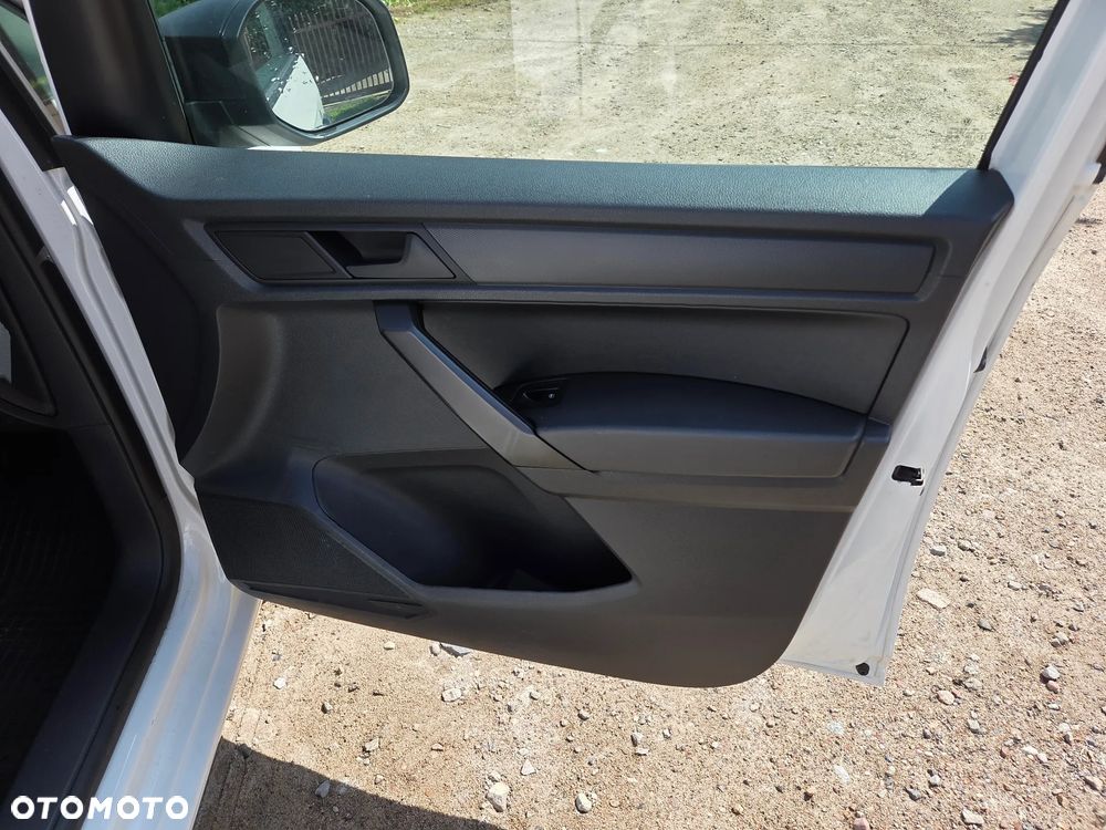 Volkswagen Caddy Maxi 2.0 TDI Comfortline - 16