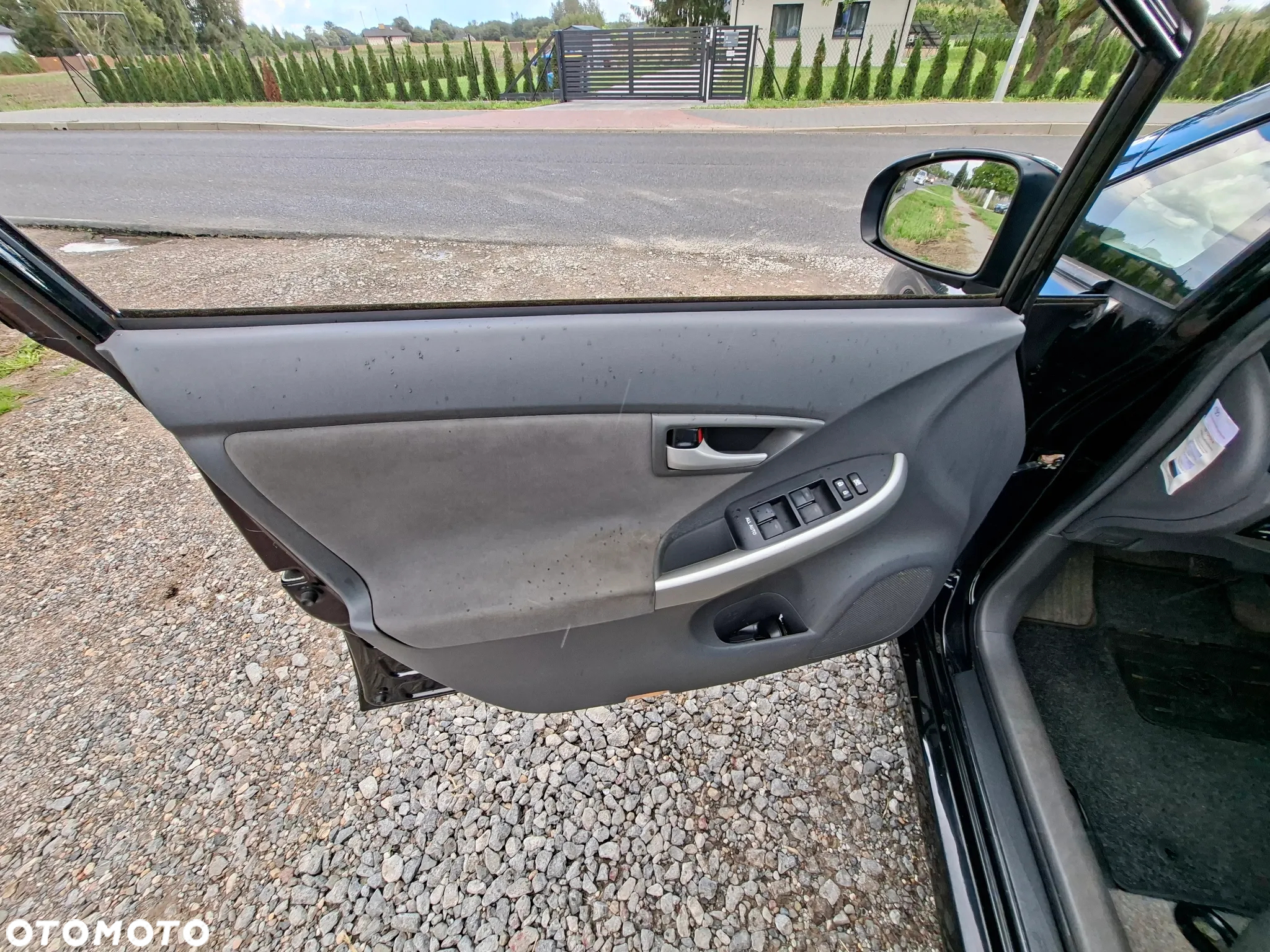 Toyota Prius 1.8 HSD Life - 6